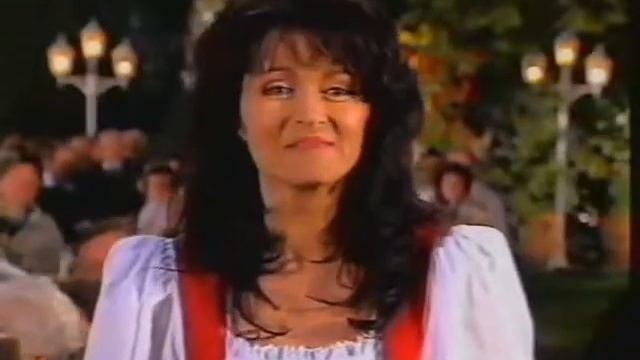 Mara Kayser - Lasst alle Blumen blühen смотреть онлайн