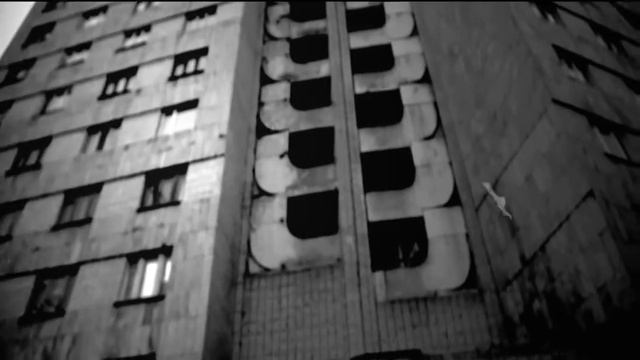 Russian rap - MAXIFAM ft L iZReal - Мертвый мир смотреть онлайн