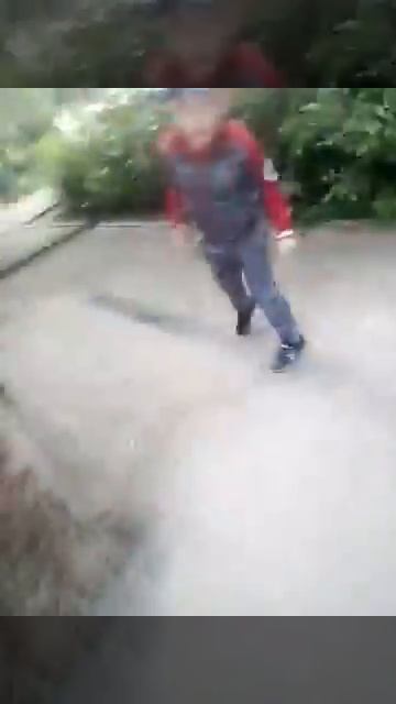 # Кирилл бомж