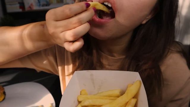ASMR - Burger King Mukbang | EATING SOUNDS | No talking смотреть онлайн