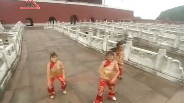 十二生肖慶豐年-M-Girls/ shi er sheng xiao qing fen nian-M-Girls смотреть онлайн