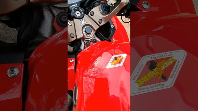 Honda VFR 800F Без пробега по РФ смотреть онлайн