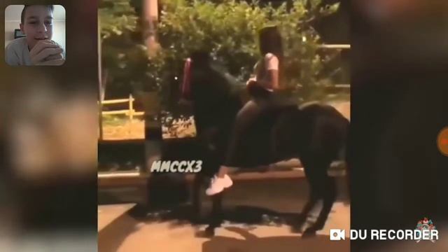 Не засмейся смотреть онлайн