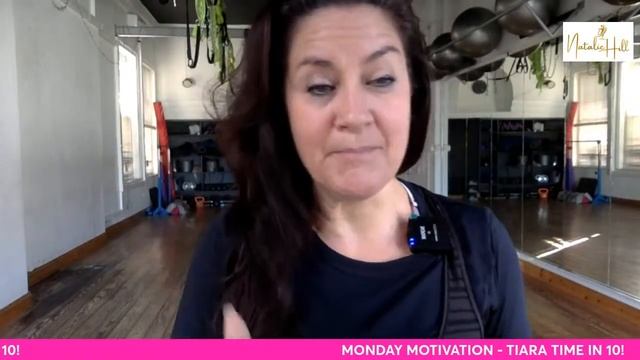 MONDAY MOTIVATION - TIARA TIME IN 10! смотреть онлайн