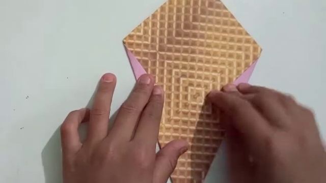 Paper ice cream | Origami Ice-Cream Cone | Paper Ice-Cream Cone #diypapercraft #papericecream смотреть онлайн