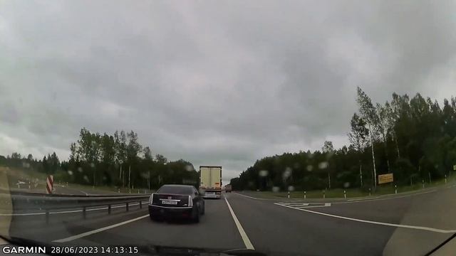 Garmin DashCam Mini 2 смотреть онлайн