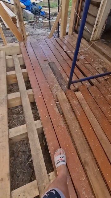 Ремонт старого дома. Каркас и утепление пристройки. #работа #дом #строительство #красота #дача смотреть онлайн