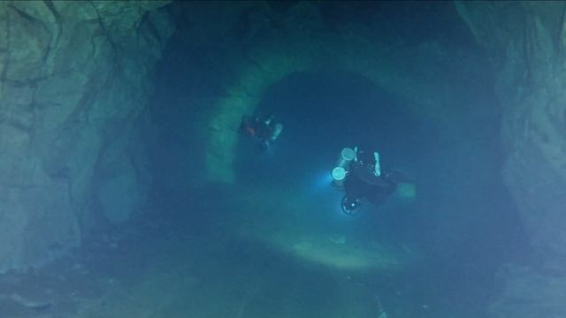 Montola Mine Diving - Four JJ-CCR at 90 m pink line смотреть онлайн