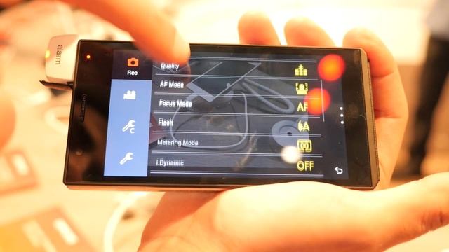 Panasonic DMC-CM1 hands-on MWC 2015 (Greek) смотреть онлайн