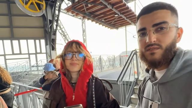 Zloy, Gensyxa и Renatko впервые кататются на фуникулере в Испани