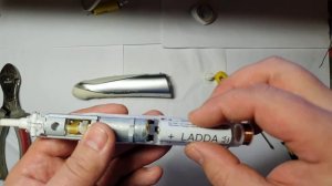 замена аккумулятора AA взамен старого у щетки Oral B Braun Triumph
