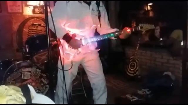 Smoke On The Space - Ultra Aliens