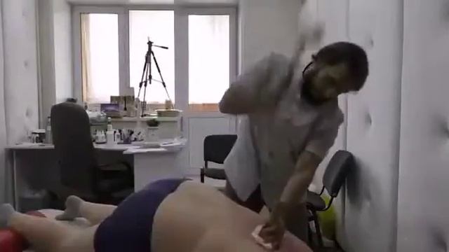 Мануальный терапевт. (смотреть до конца) смотреть онлайн