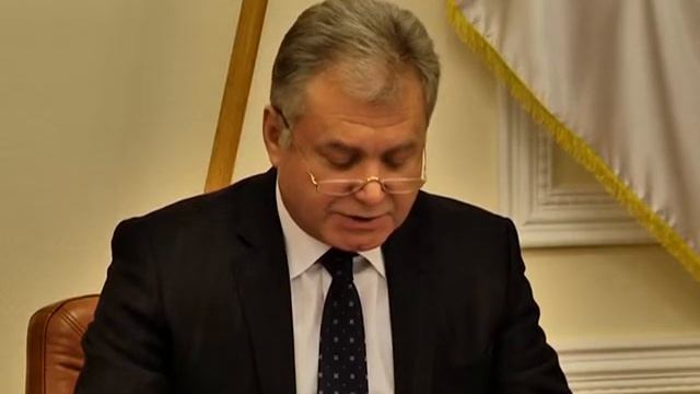 Які питання планують розглянути на сесії ? смотреть онлайн