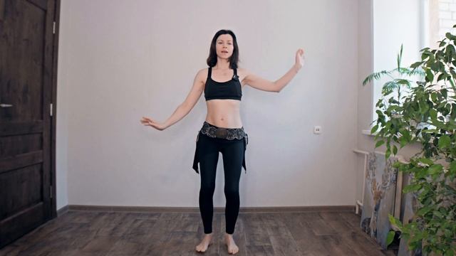 Круг бёдрами + руки (Фрагмент курса "техника наложений в Tribal Fusion"). смотреть онлайн