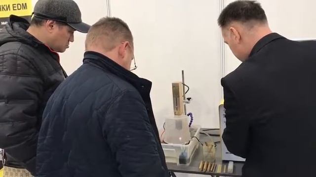 SFX Broken Tap Remover - Russian Exhibition смотреть онлайн
