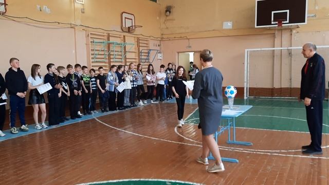 Футболвшколе. Награждение в школе №30 смотреть онлайн