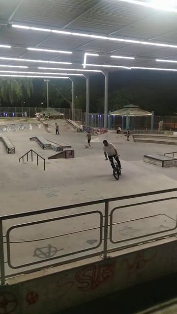 Eilat skateboard park, Israel смотреть онлайн