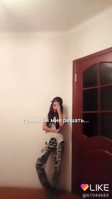ЗДЕСЬ ТАК ПРОТИВНО Я ПЕРЕСТАЮ ДЫШАТЬ смотреть онлайн