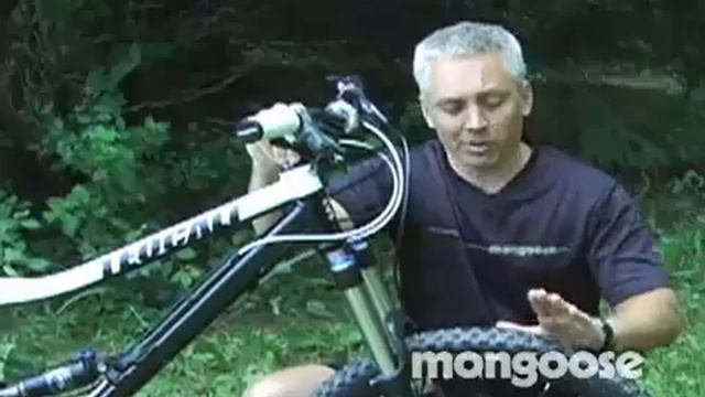 2009 Mongoose Teocali Mountain Bike смотреть онлайн