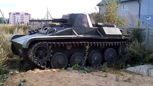 Копия танка в Мачулищах Домосед 20150818 смотреть онлайн