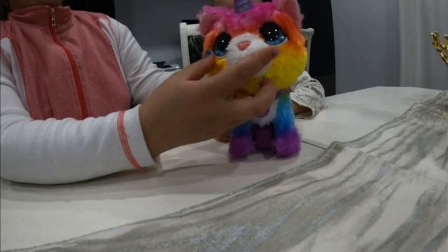 Fur real Walk a lot Cat kid review/ Affordable Christmas Toy смотреть онлайн