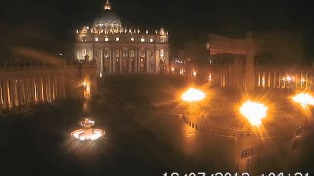 Piazza San Pietro - TimeLapse Luglio 2013 (18fps) смотреть онлайн