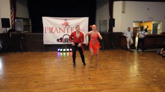 Live performance of David & Celia on Saturday 2-11-23 at Picante Social. смотреть онлайн