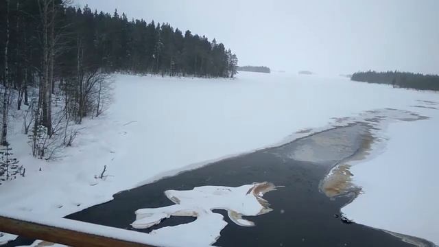 Незамерзающая река смотреть онлайн