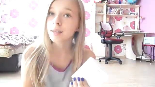 ХОЖУ С ТЕЛЕФОНОМ В ТУАЛЕТ??? смотреть онлайн