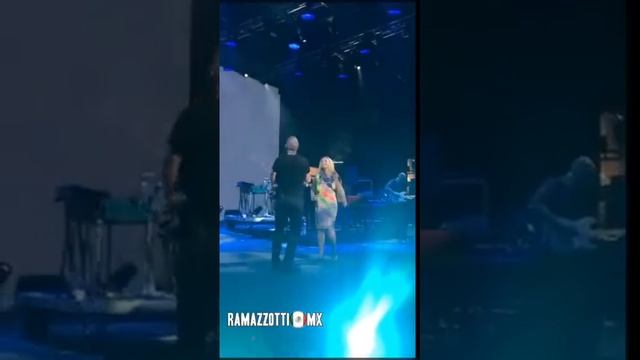 I Belong To You Live 2016 - Eros Ramazzotti & Anastacia смотреть онлайн