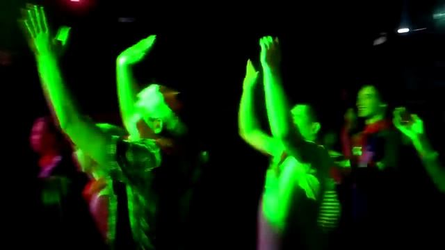 Дискотека Пионер ФМ 27.12.2013 - Ваня Воробей