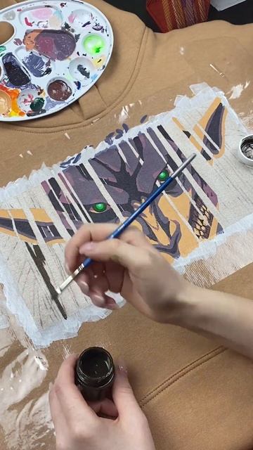 Аниме для детей? Роспись худи "Дрожь земли" #shorts