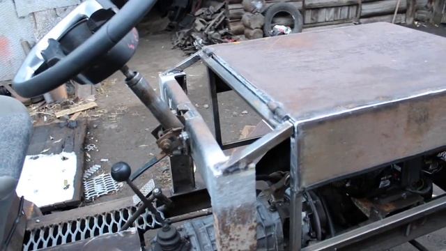 Минитрактор классика 4х4.Капот. смотреть онлайн