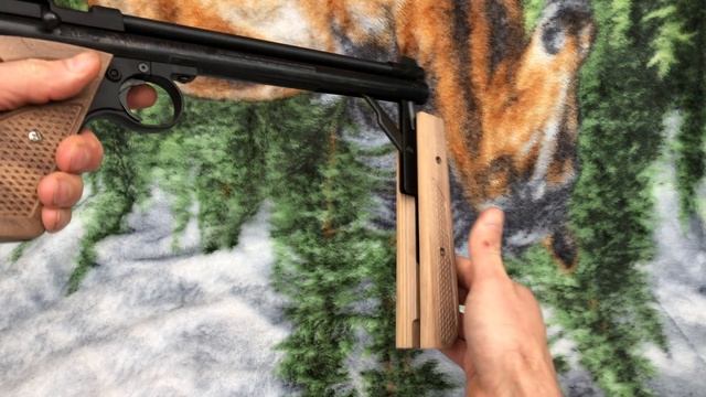 Alliance Hobby - New Walnut Grips & Tapered Forearm for Crosman 1322 1377 P1322 P1377 смотреть онлайн