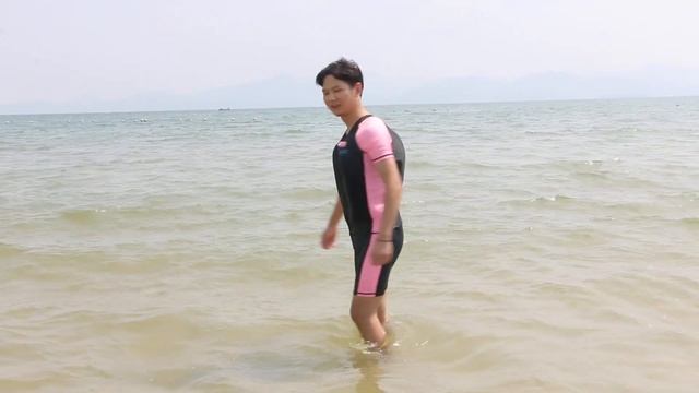 Manual control life saving anti-drowning swimsuit смотреть онлайн