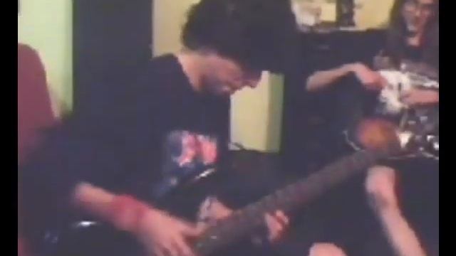 Reni,the best Bass/Guitar player! смотреть онлайн