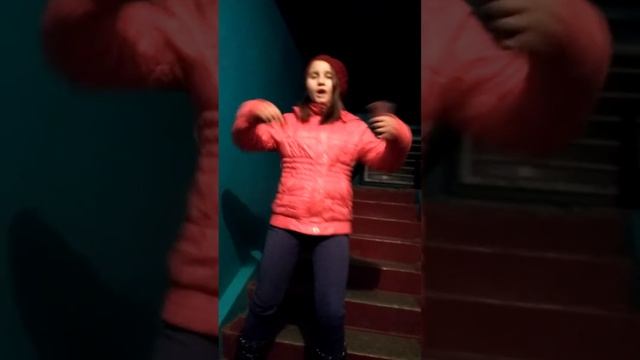 Суперская песня моей подруги!!!!!!!!😀😀😁😁😁🤗🤗😘😘😍😍😍😃😄 смотреть онлайн