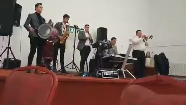 Început bal Bănești formația Leontica Vasile смотреть онлайн