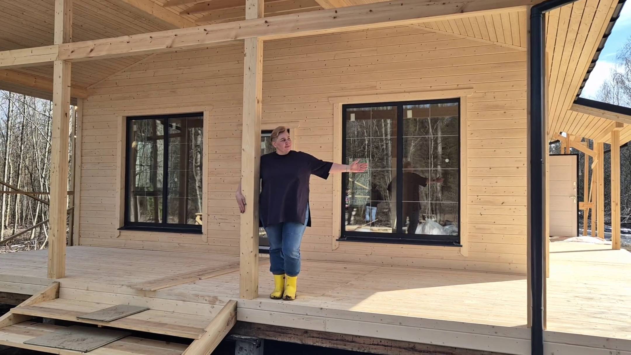 Видеоотзыв о строительстве каркасного дома 9,5х13 по проекту "Истра" с изменениями смотреть онлайн