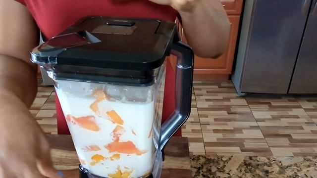 HOMEMADE MANGO PAPAYA JUICE!!! смотреть онлайн