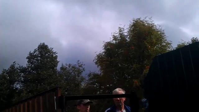 Жулики и воры ломают калитку