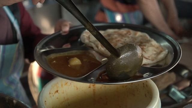 Roti Canai Barakah - kegemaranku! #fedtriyahyachannel смотреть онлайн