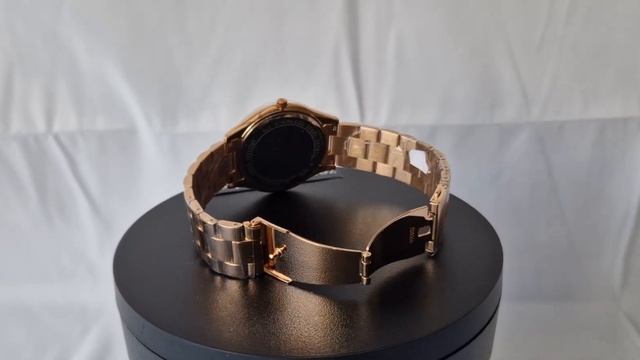 MICHAEL KORS MK3591 SLIM RUNWAY смотреть онлайн
