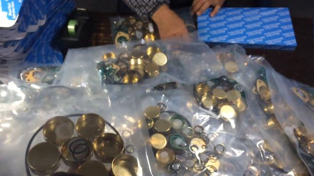 For buyer: factory wholesale 2 417 010 022 Bosch repair kits 800717 смотреть онлайн