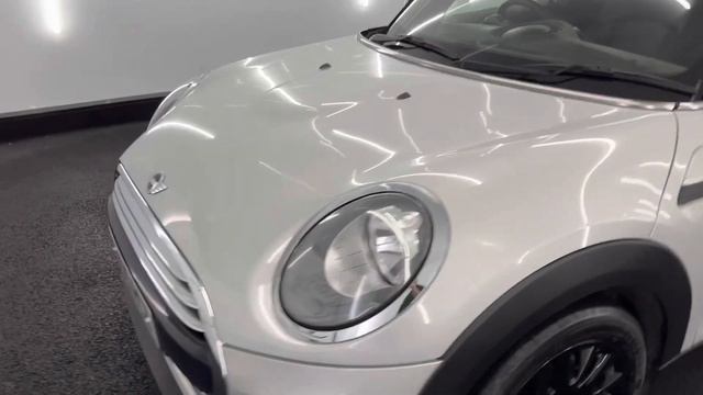 2015 MINI HATCH COOPER 1.5 COOPER 5d 134 BHP смотреть онлайн