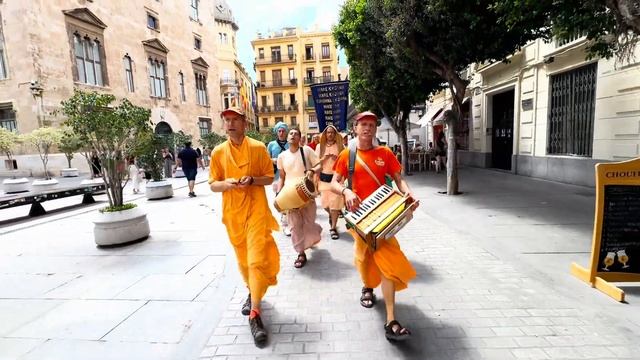 Last Harinam in Valencia, Spain by Nanda Bihari Prabhu смотреть онлайн