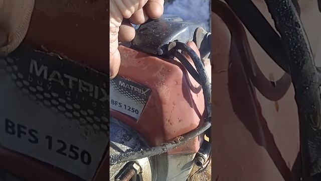 машина копать канаву. смотреть онлайн