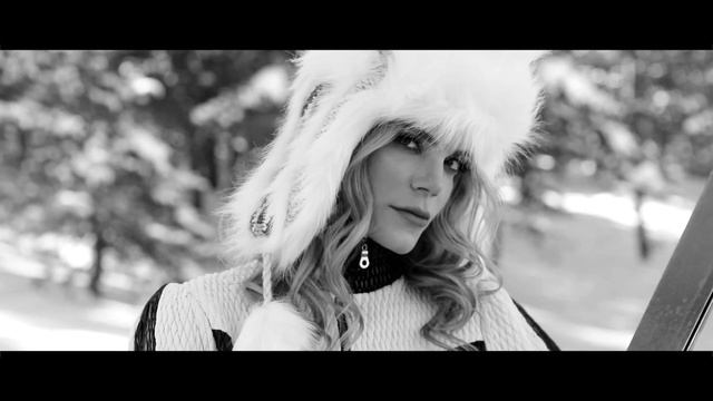 Nur Karaata - Ski Suits 2022 BW смотреть онлайн