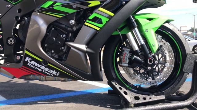 Onyx Moto / 2019 Kawasaki Ninja ZX-10R / 3-4 Leo Vince Exhaust Sound Clip смотреть онлайн